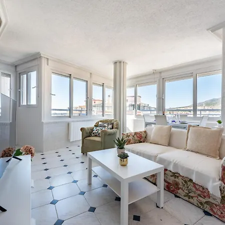 Malagasuite Coast & Mountain Horizon Appartement