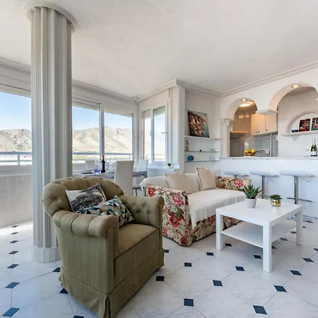 Apartment Malagasuite Coast & Mountain Horizon *