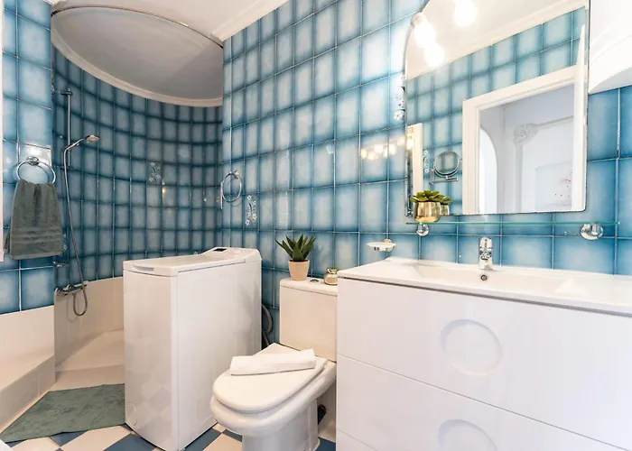 Apartment Malagasuite Coast & Mountain Horizon